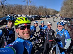 Photo of the WSI Cycling team.