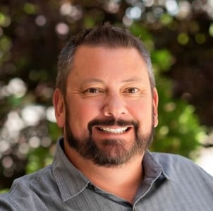 headshot for zoom-1